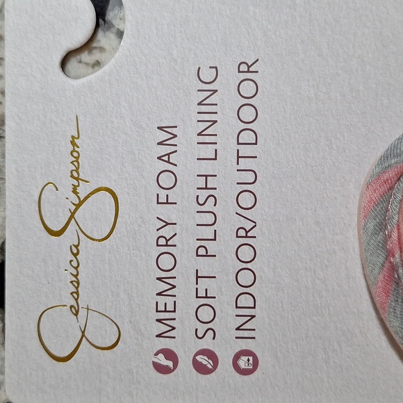 🌙 Jessica Simpson memory foam house slippers, flip flops. M 7/8. New! - Picture 3 of 11